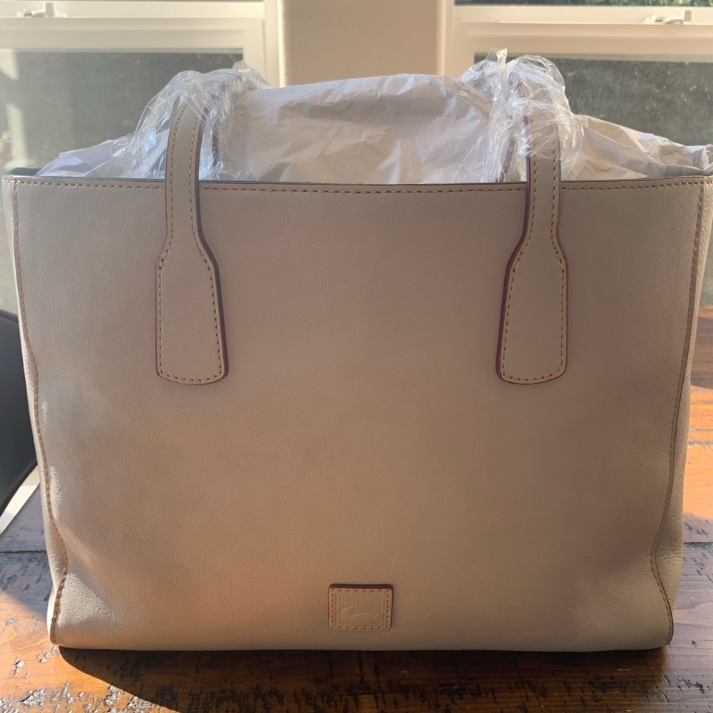 Dooney & Bourke Florentine Ashton tote Ecru
